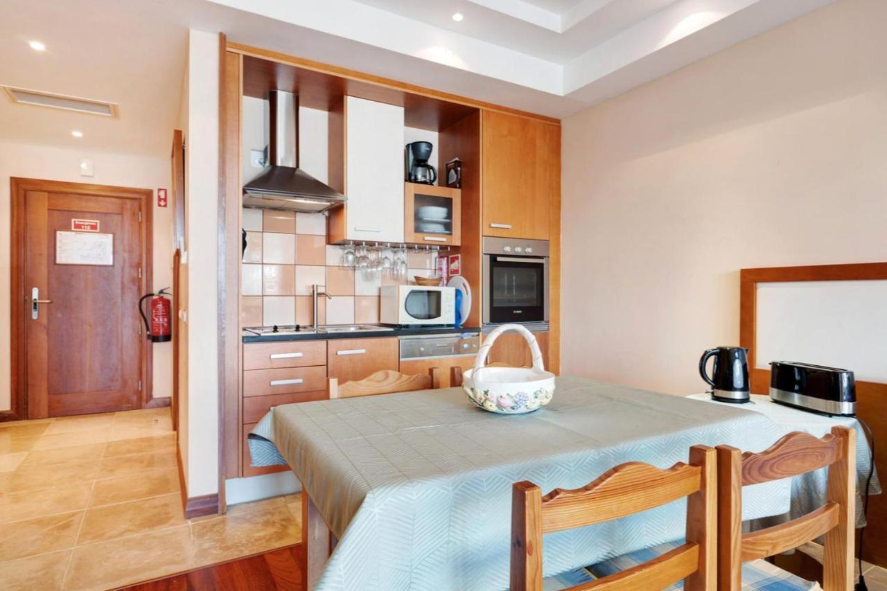 Boca Do Rio - Apartamento 109 エストンバル エクステリア 写真